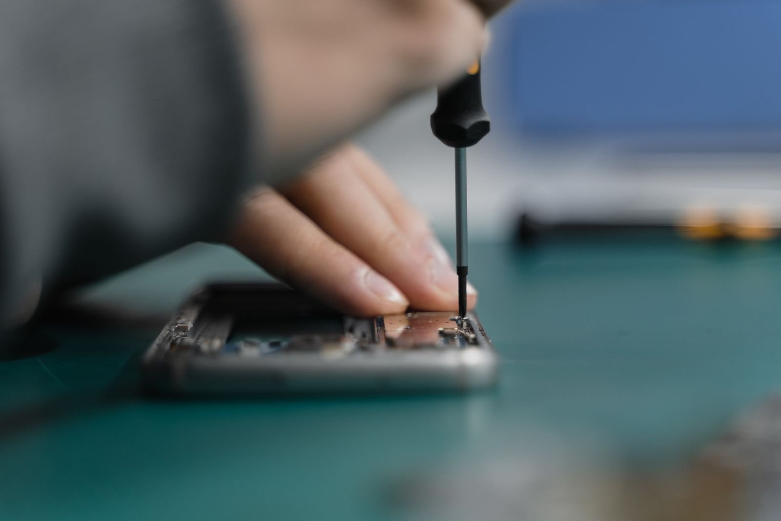 Tapeworm Phone & Computer Repair